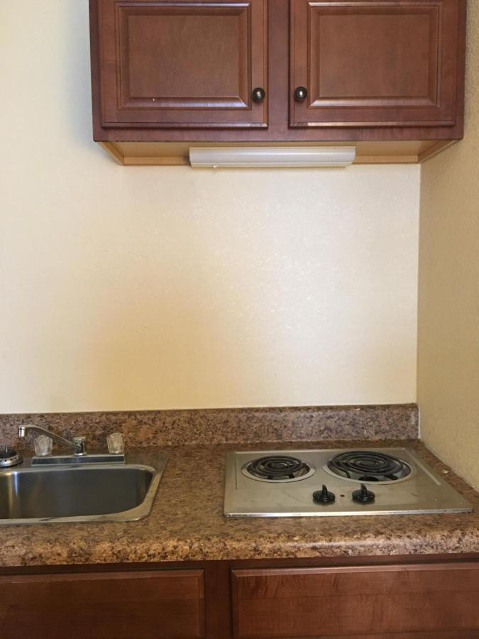 Econo Lodge Inn & Suites Radford-Blacksburg Area Buitenkant foto