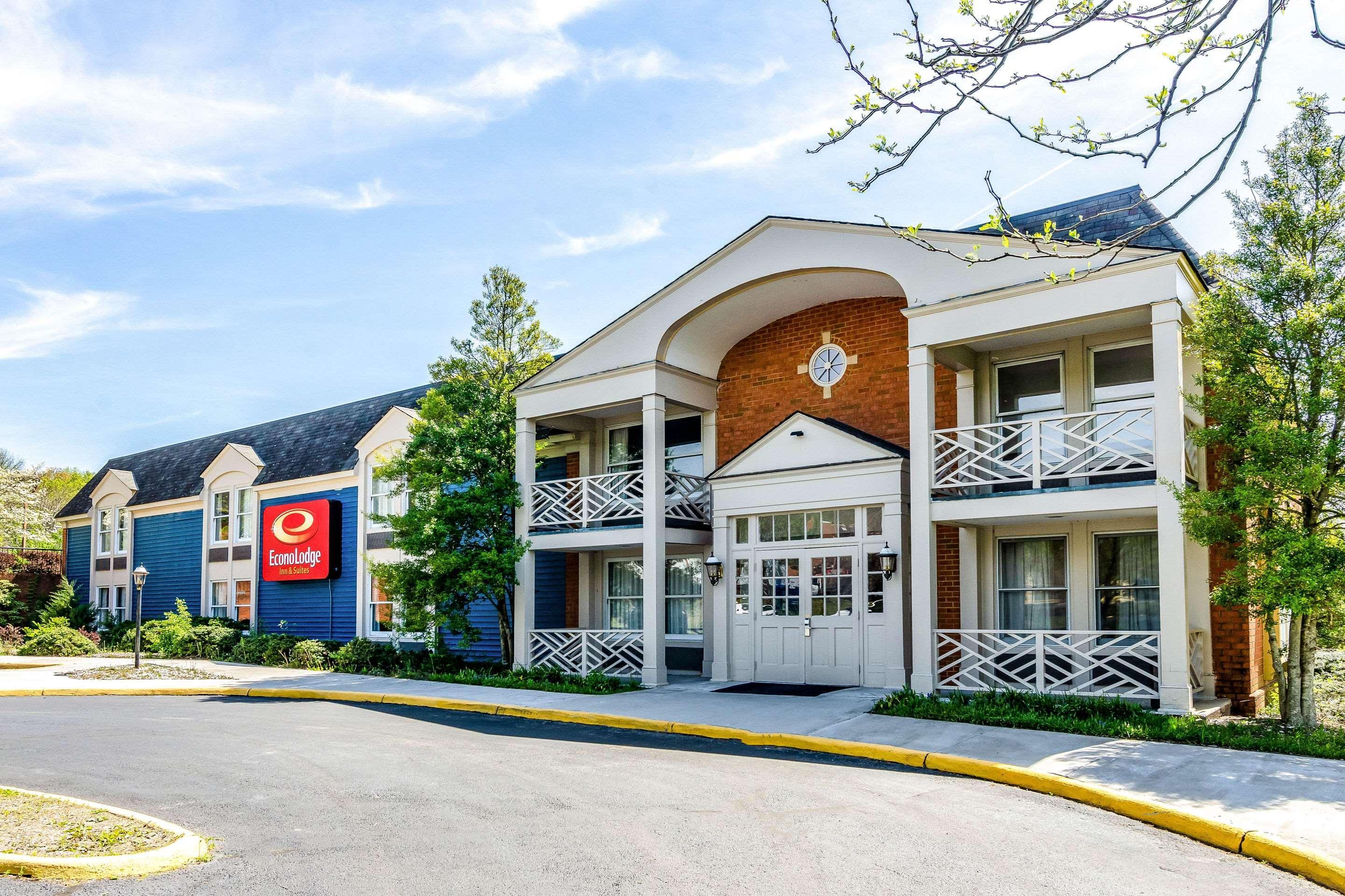 Econo Lodge Inn & Suites Radford-Blacksburg Area Buitenkant foto