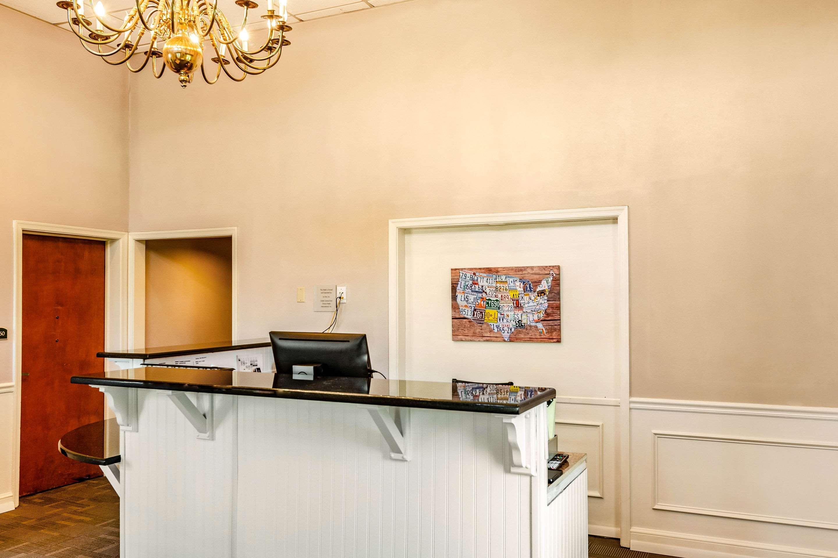 Econo Lodge Inn & Suites Radford-Blacksburg Area Buitenkant foto