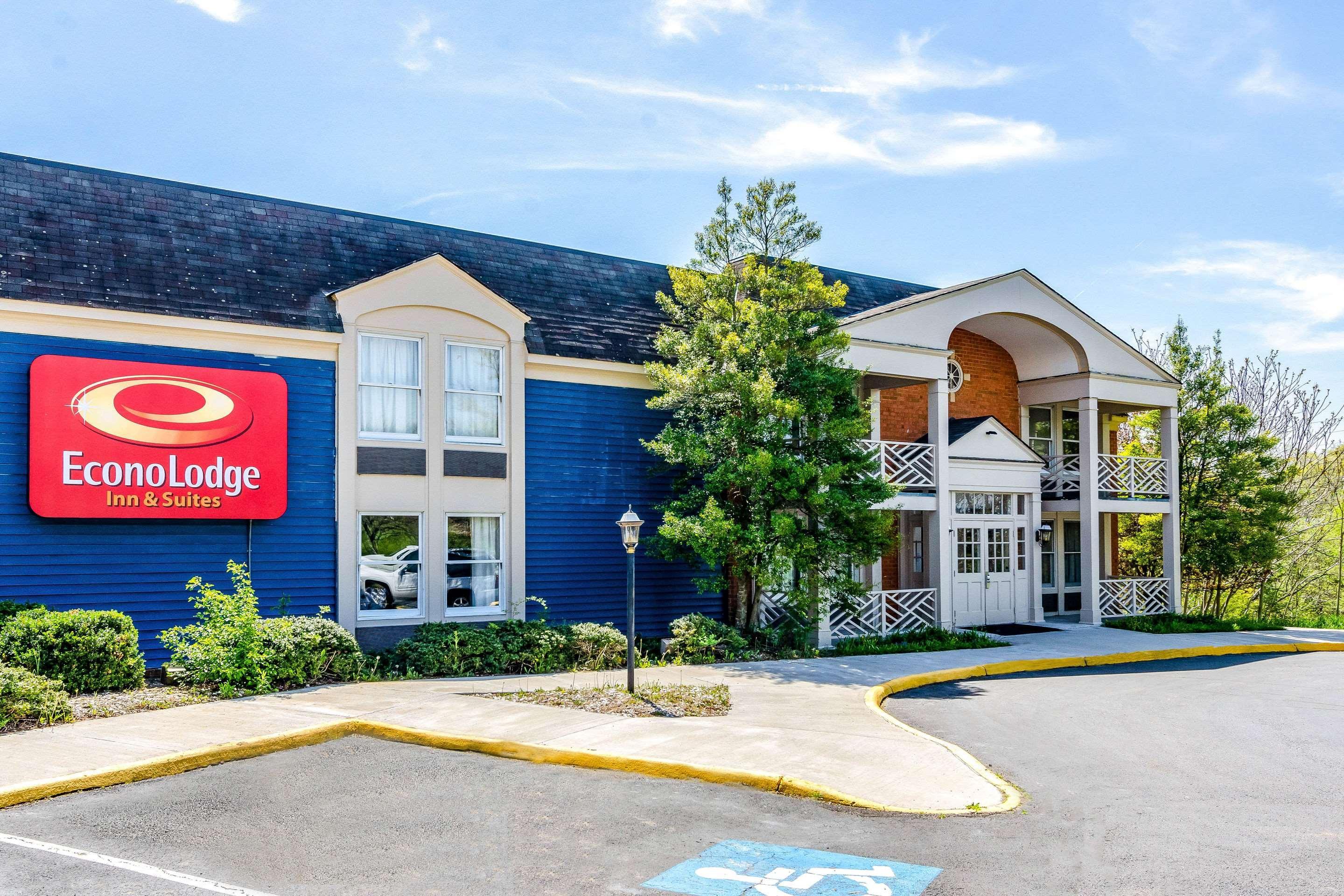 Econo Lodge Inn & Suites Radford-Blacksburg Area Buitenkant foto
